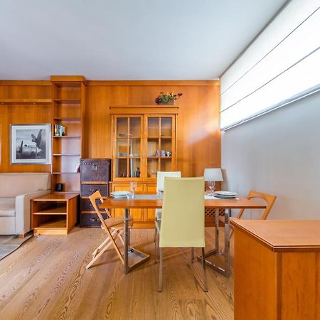 Cozy Apt - Corso Vercelli & Conciliazione M1 มิลาน ภายนอก รูปภาพ